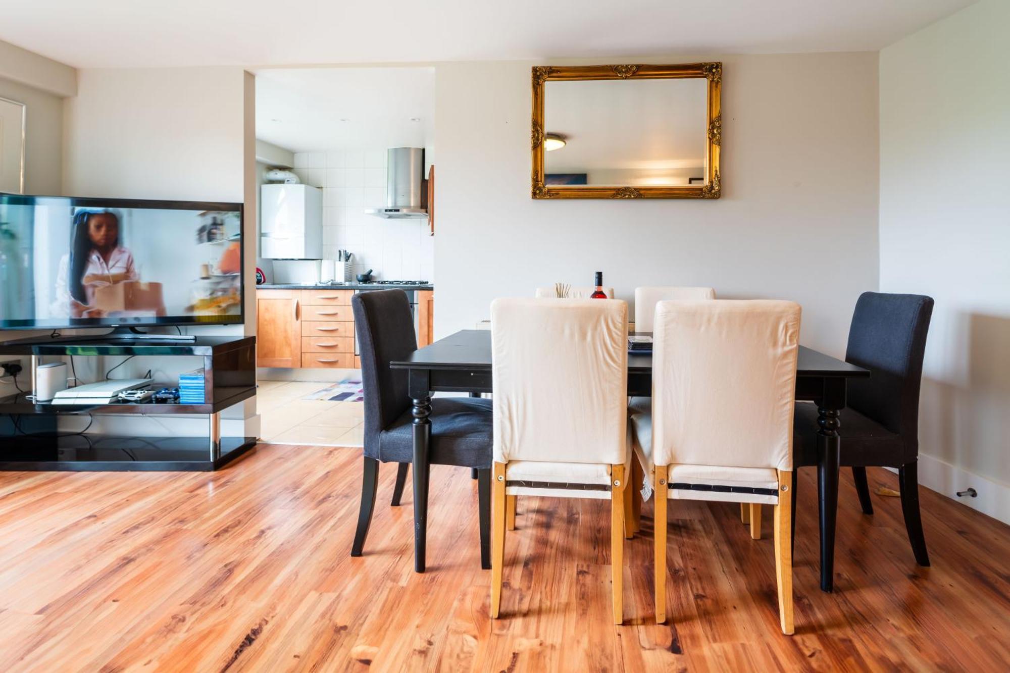 Apartamento Luxury Docklands 2bed Apt- Close To Excel- Canary Wharf- Airport - 02 Arena- Free Parking- Ps 4 *