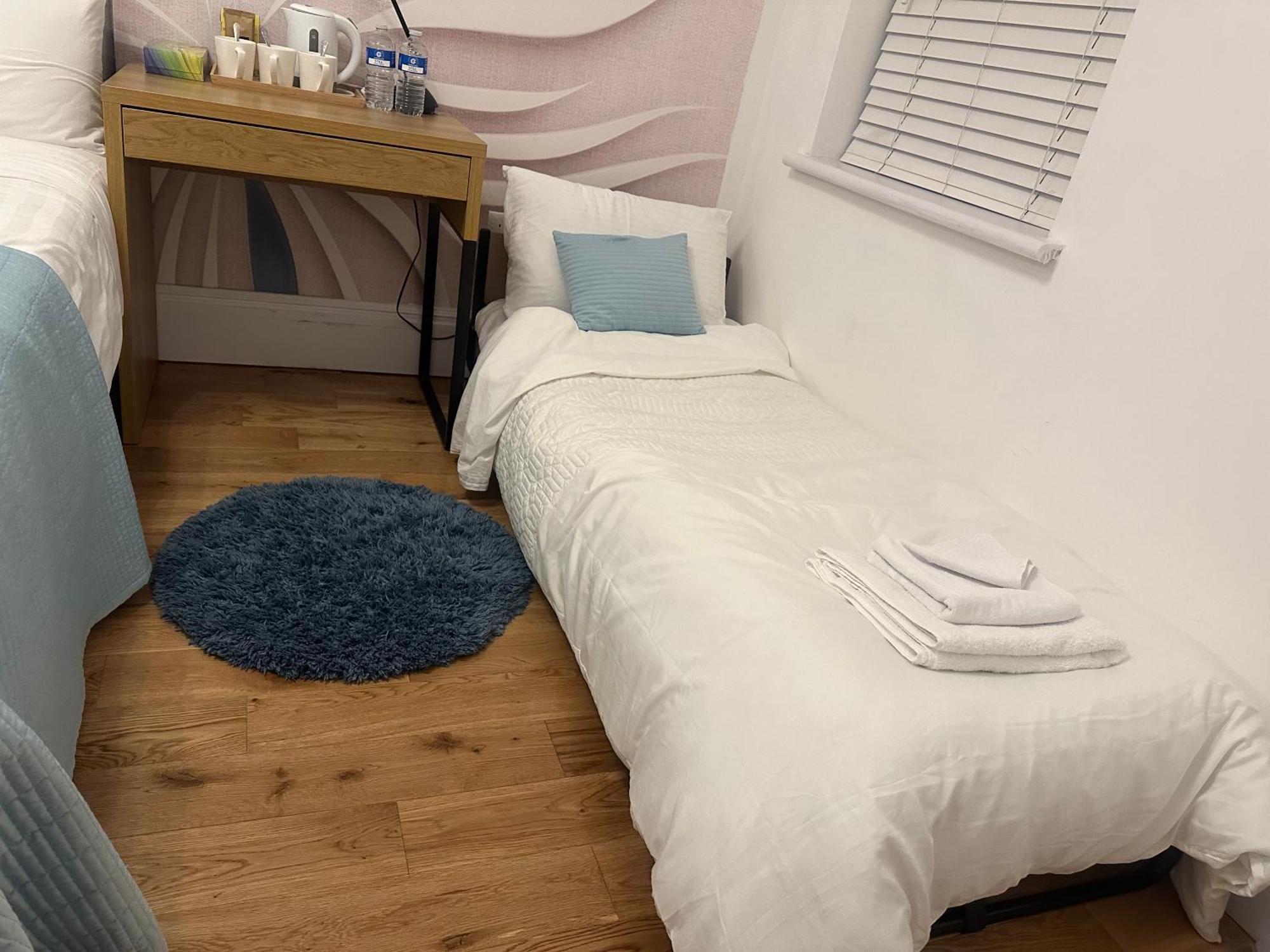 Rosie Cosy House Cricklewood Guest house London