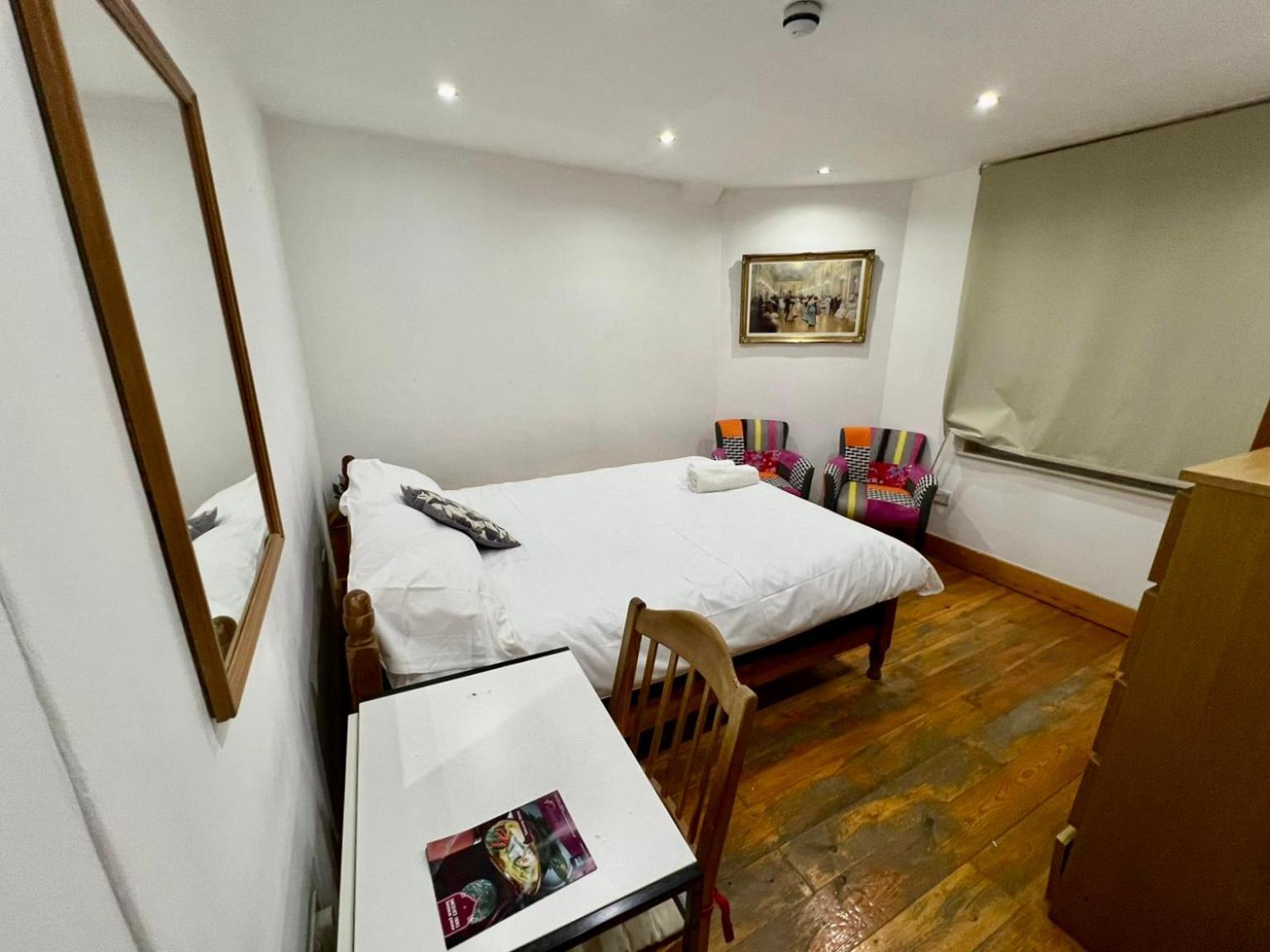In Bloomsbury Apartment *