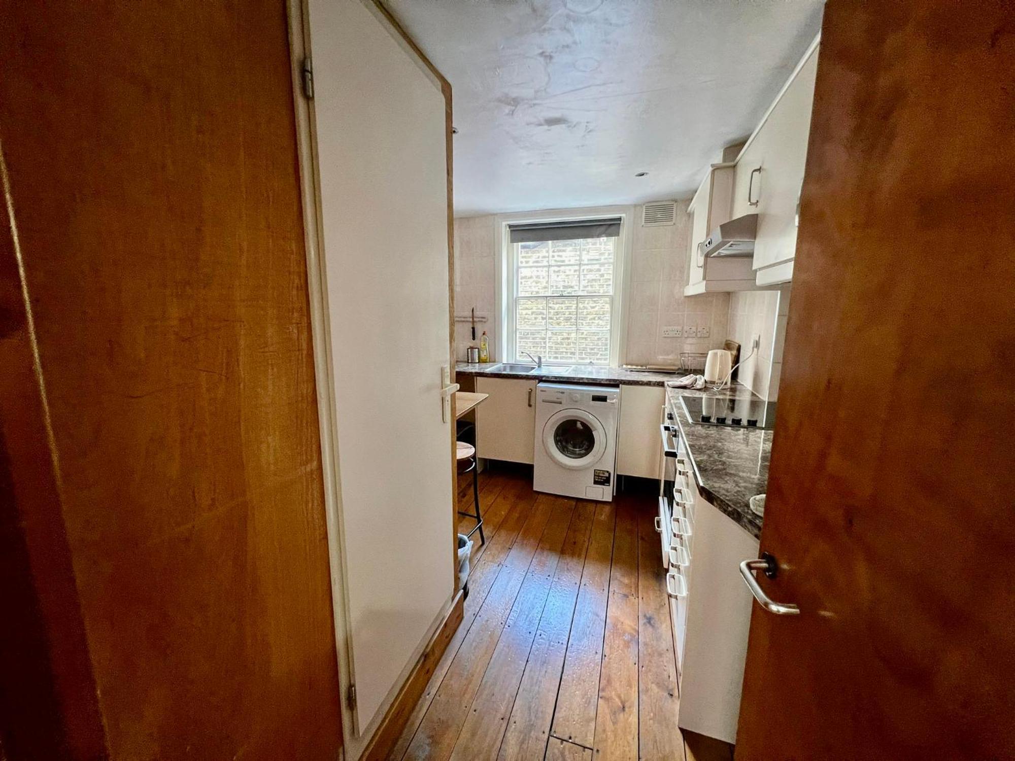 Apartment In Bloomsbury *