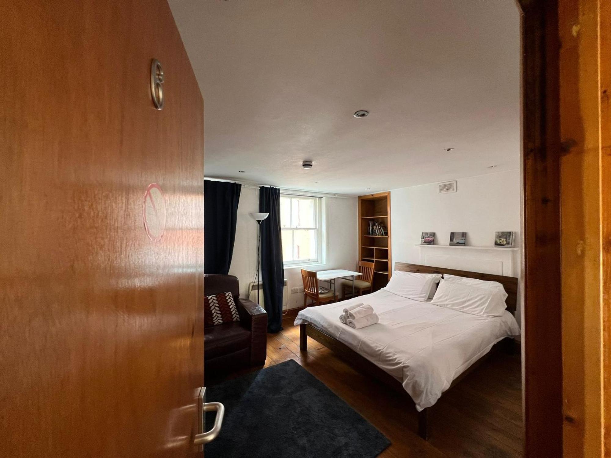 In Bloomsbury Apartment *