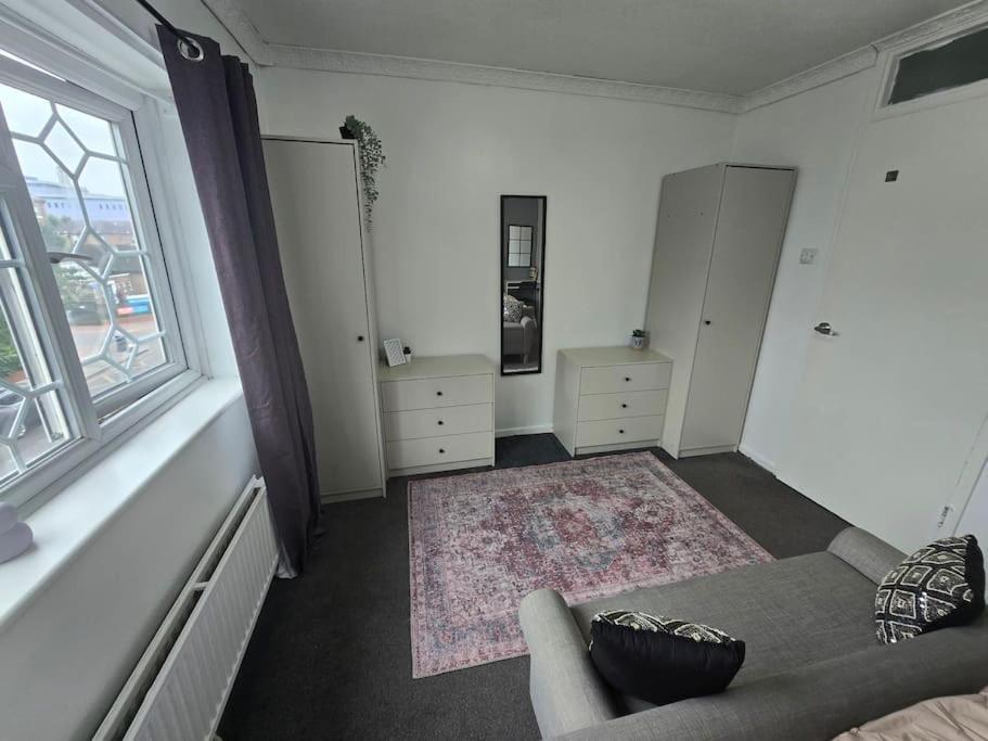 Beautiful In Prime Location! Guest house