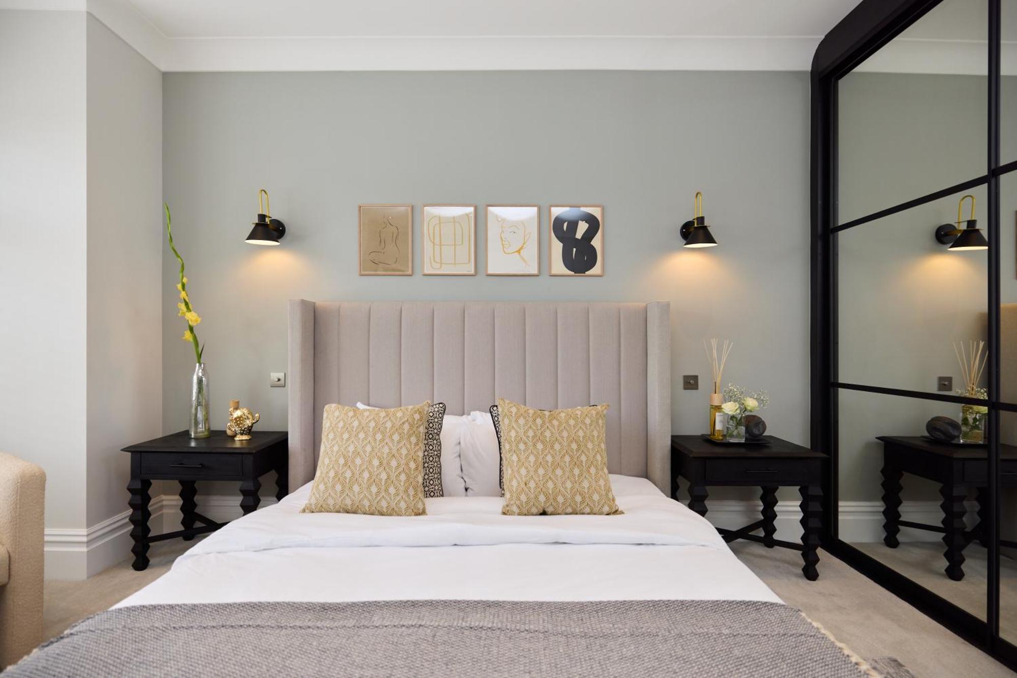 The Roehampton Place - Elegant 5bdr House With Garden And Parking Apartment London