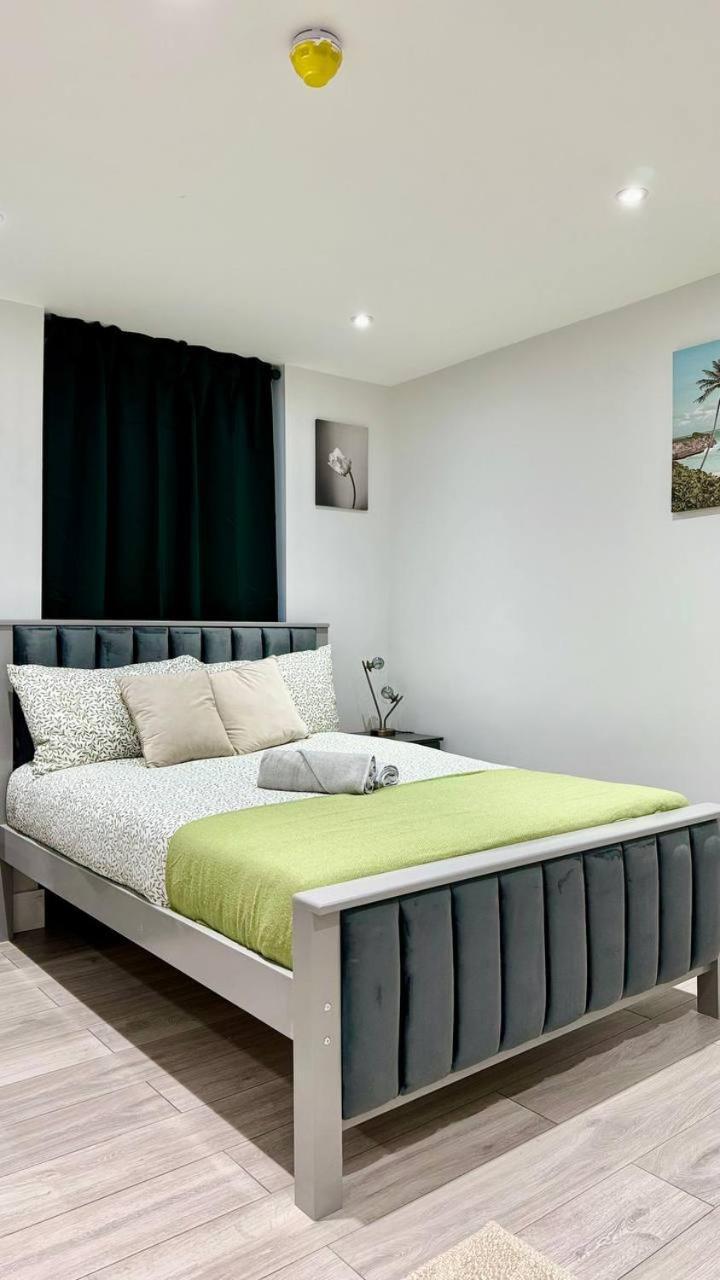 One Bedroom In Camden *