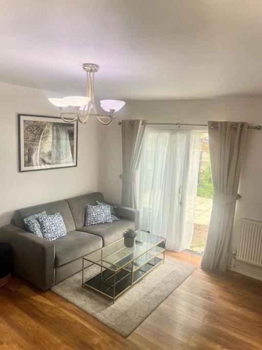 Beautiful 1 Bedroom House With Garden Apartamento *