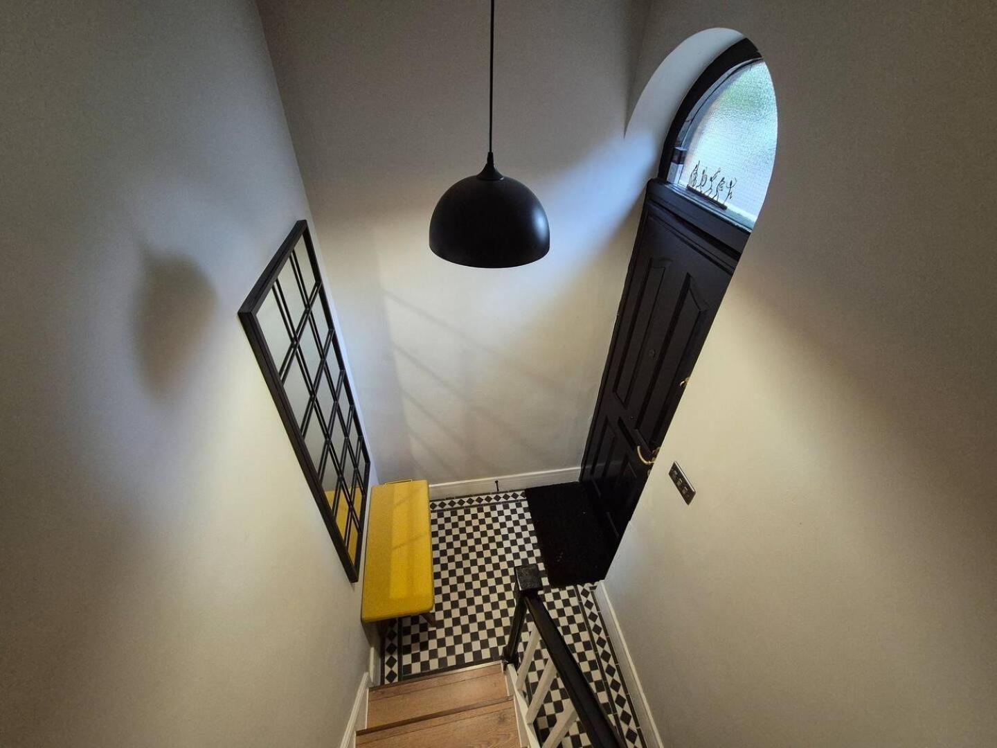 Charming 2 Bed Kennington Oval Apartment *