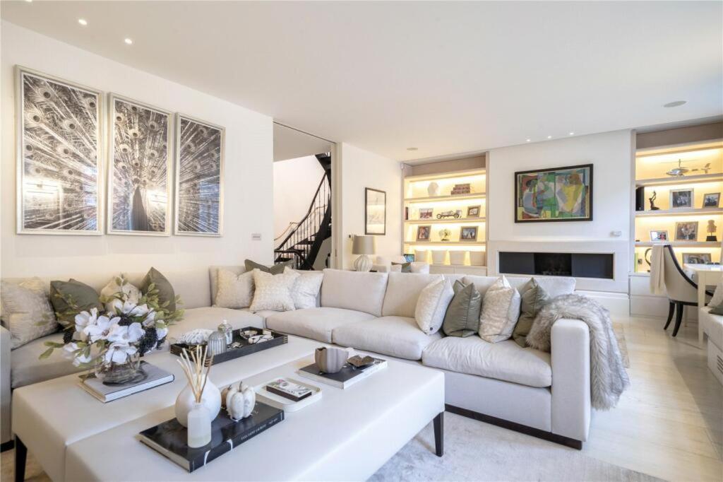 Ultimate 220 Sqm Luxury Townhouse By Mayfair * Londen