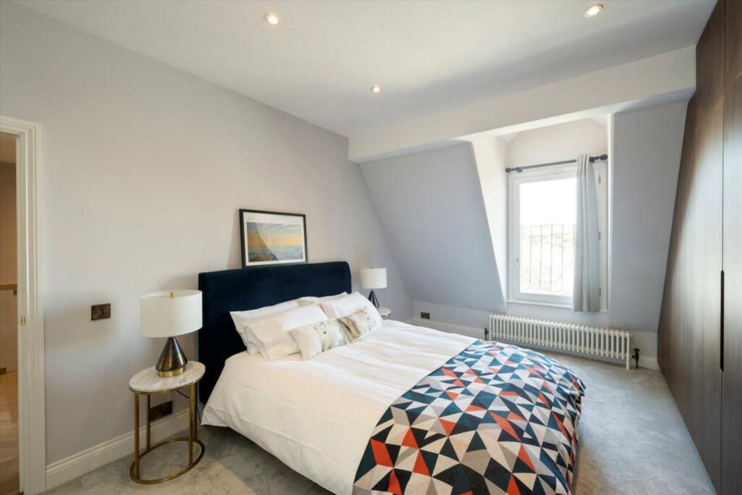 Top Floor Penthouse Green Park Mayfair 2 Super King Beds