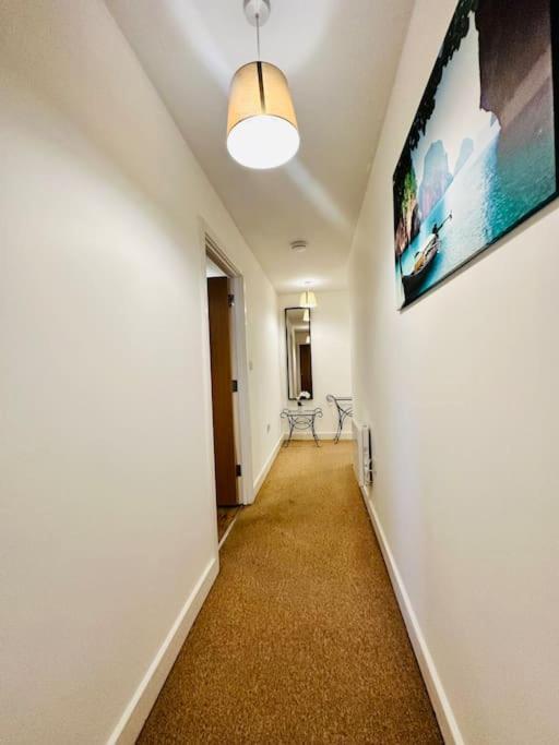 Stylish 2mins From Major Station Apartment