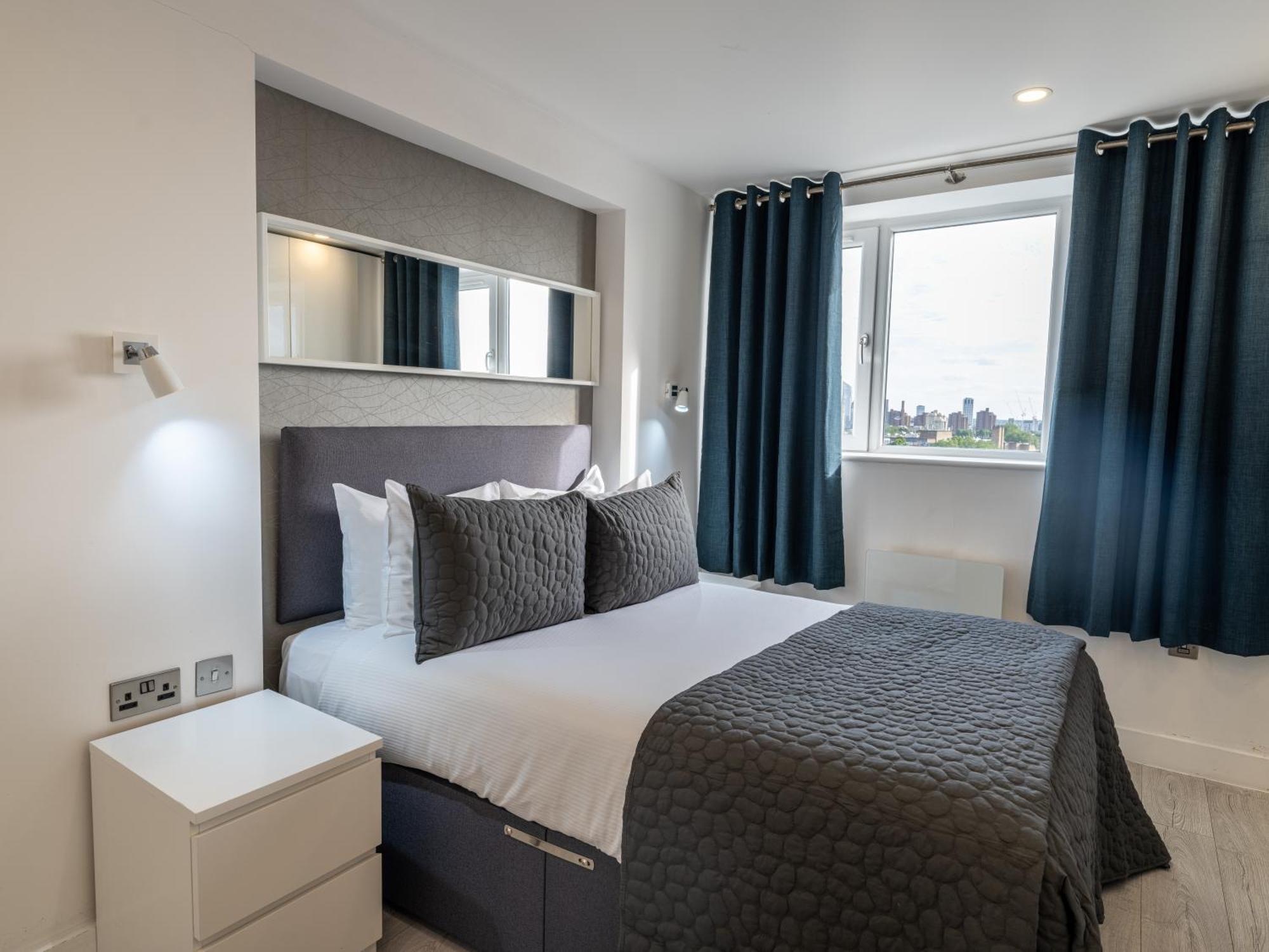 The Chelsea Cloisters Serviced Apartment *