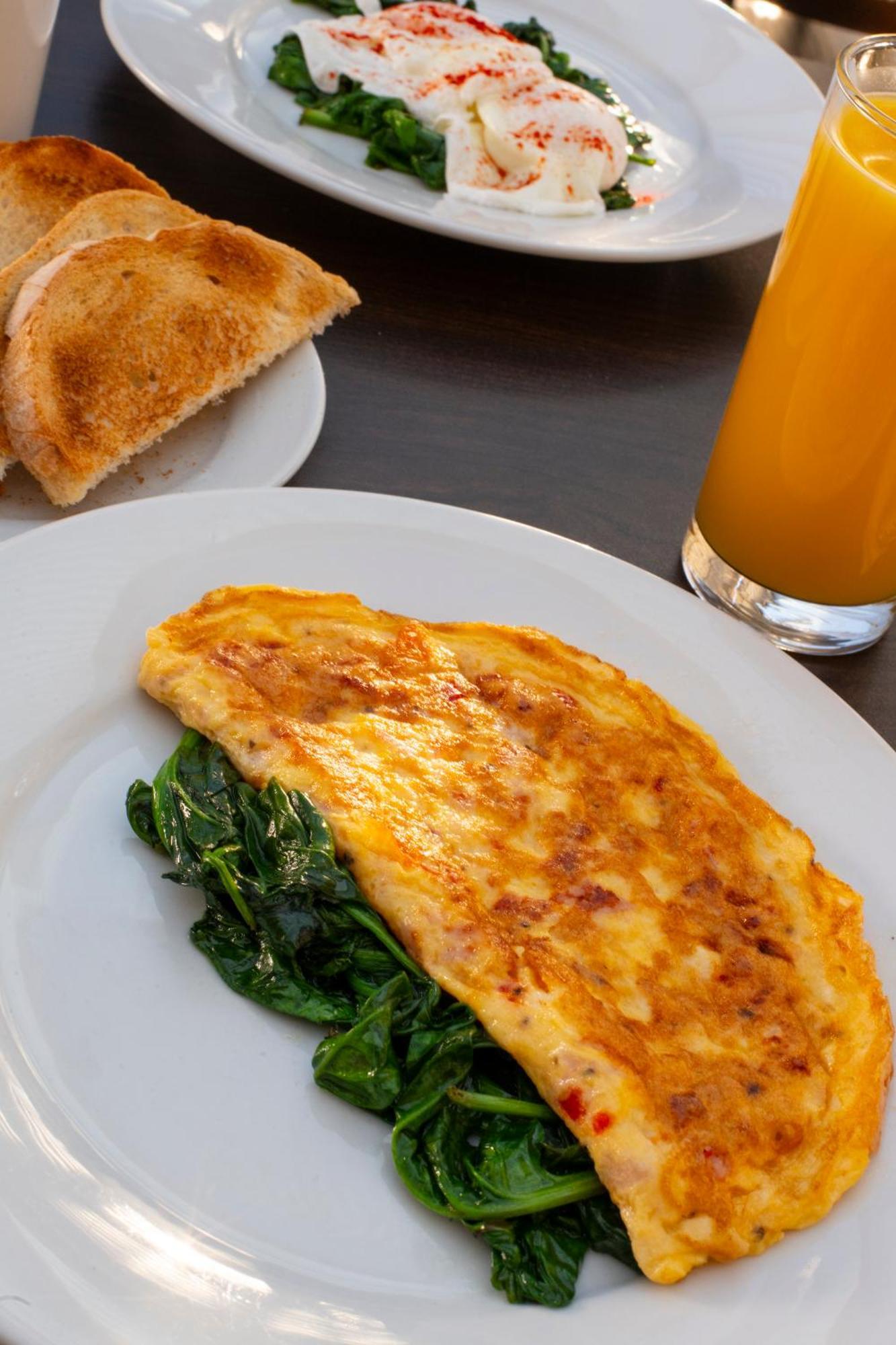 Western Chiswick Palace & 3*
