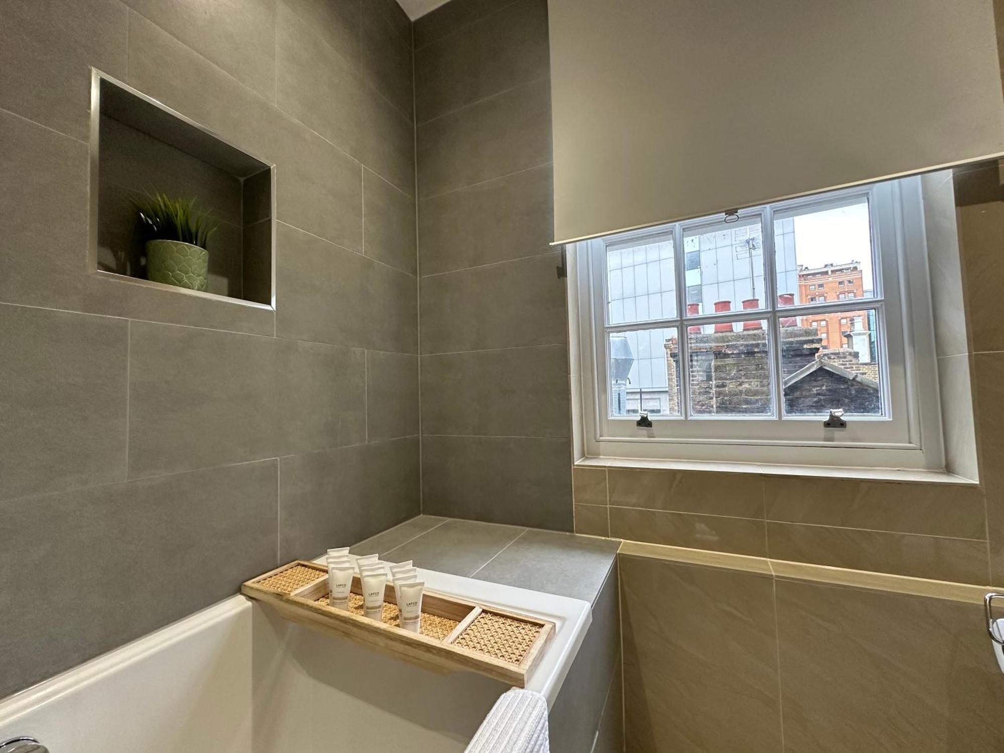 Brand New Flat In Londen