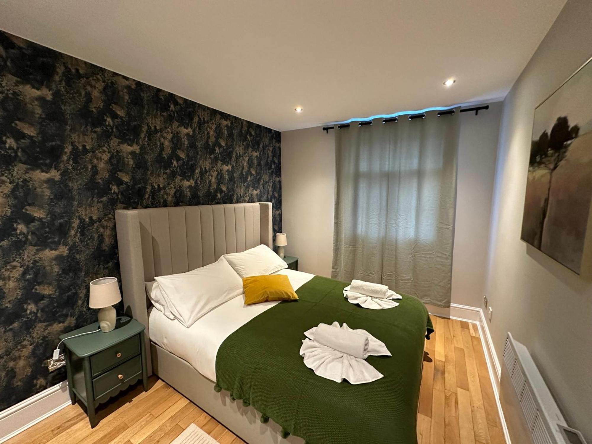 Brand New Flat In * Londen