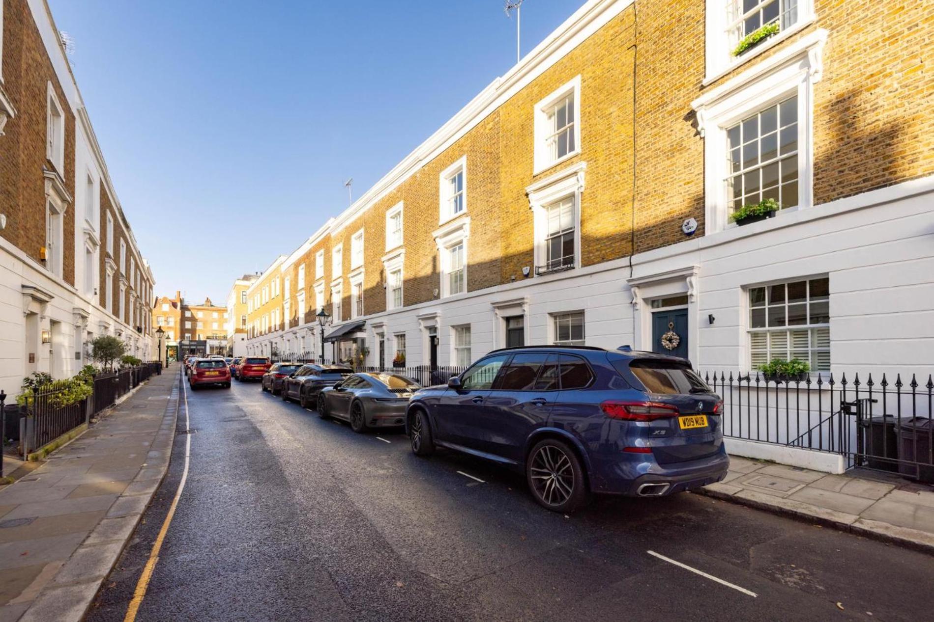 Sunny In Chelsea - Luxurious 3 Bedroom Chelsea *