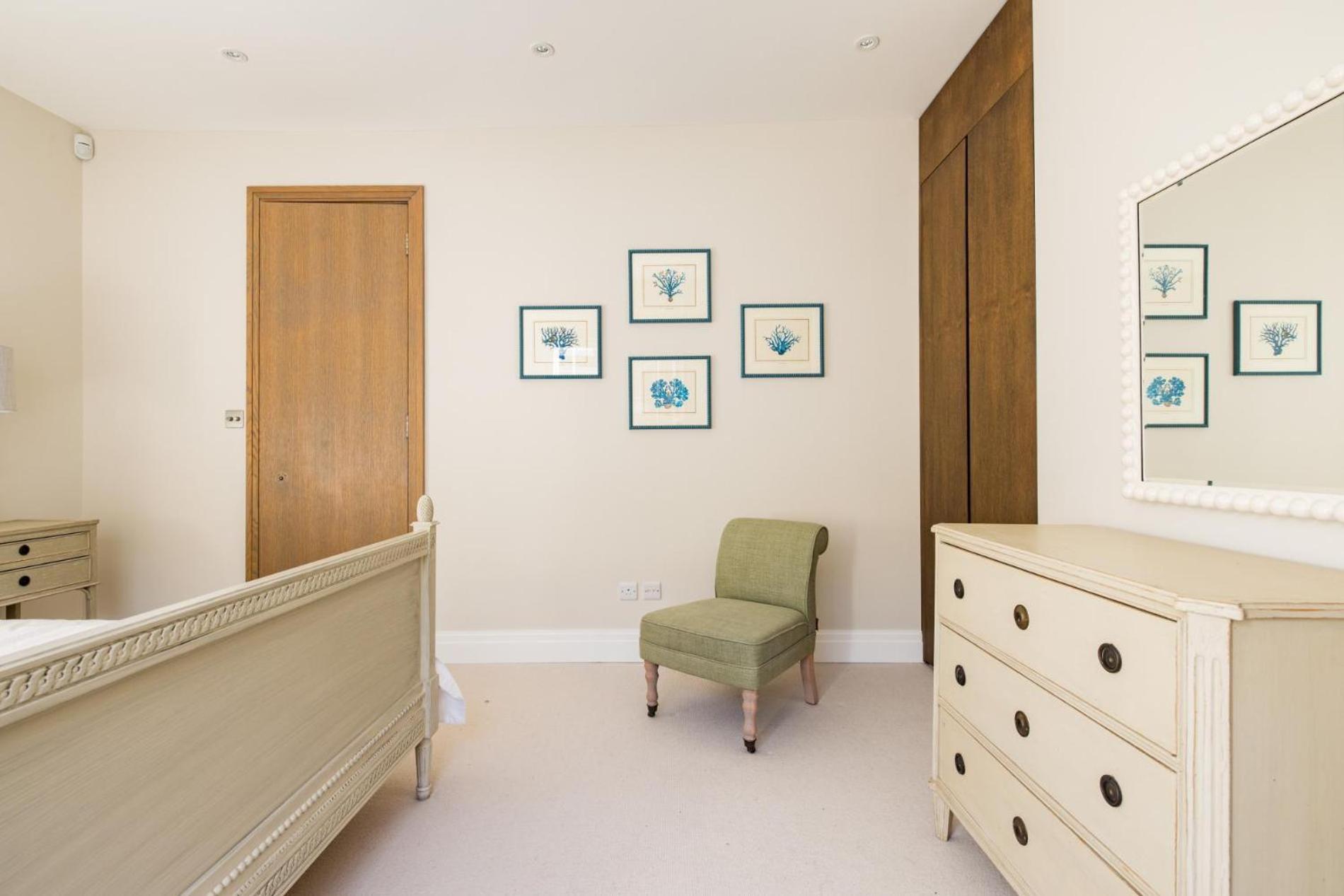 Sunny In Chelsea - Luxurious 3 Bedroom Chelsea