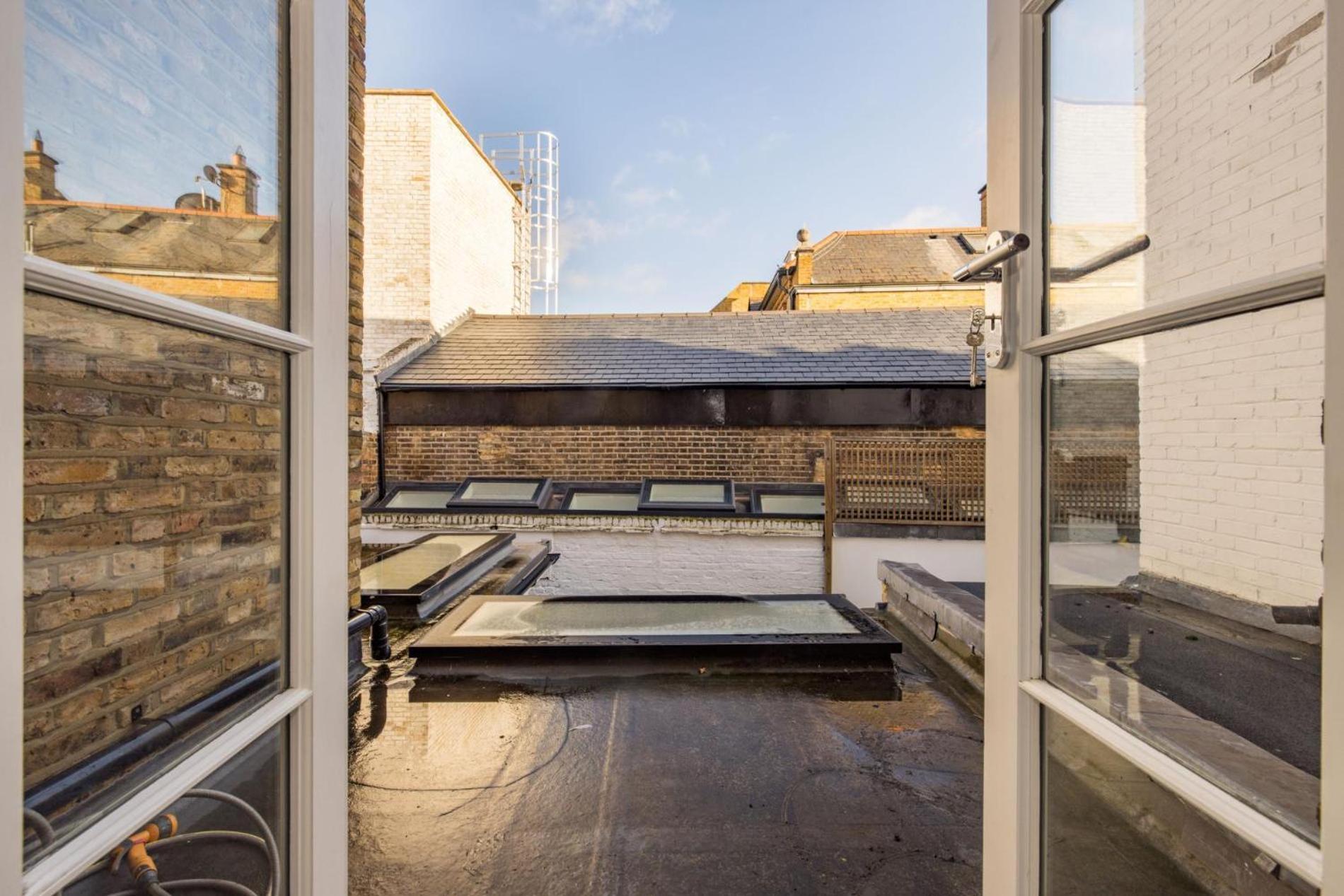 Sunny In Chelsea - Luxurious 3 Bedroom Chelsea Holiday home