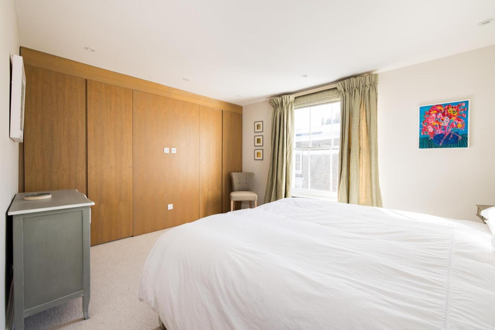 Sunny In Chelsea - Luxurious 3 Bedroom Chelsea London