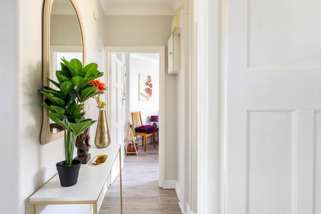 Apartment Kensington Balcony For 6