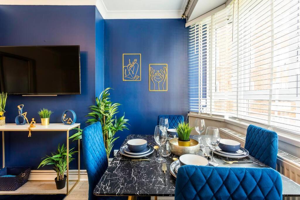 Apartment Kensington Balcony For 6 *