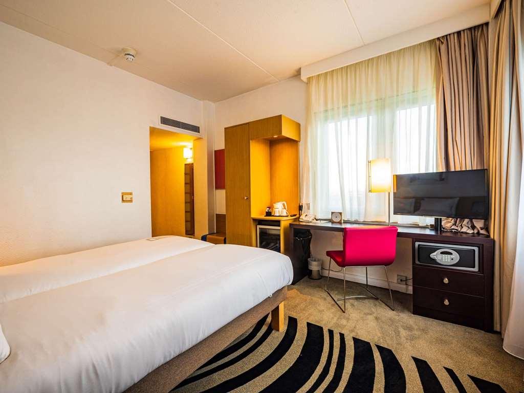 Hotel Novotel West 4*