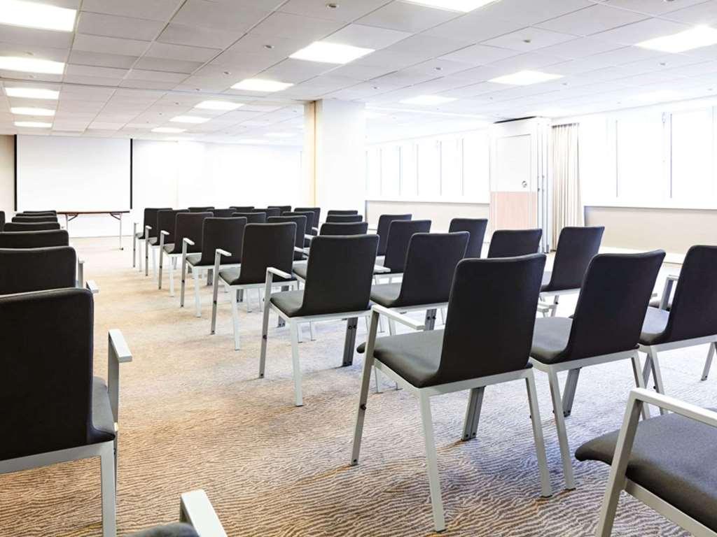 Novotel West 4*