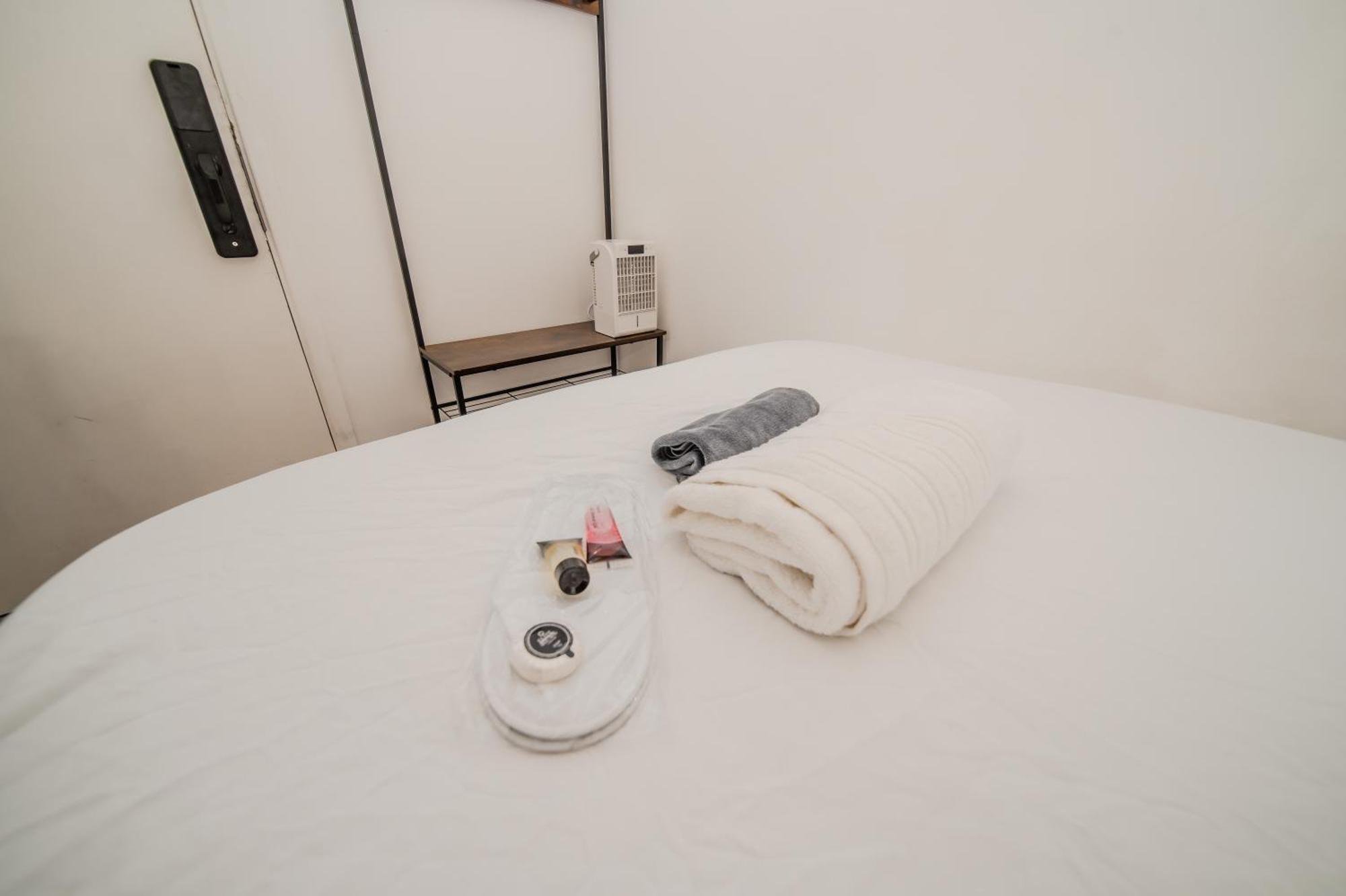 Harmonynest Parkview Elegance Guest house