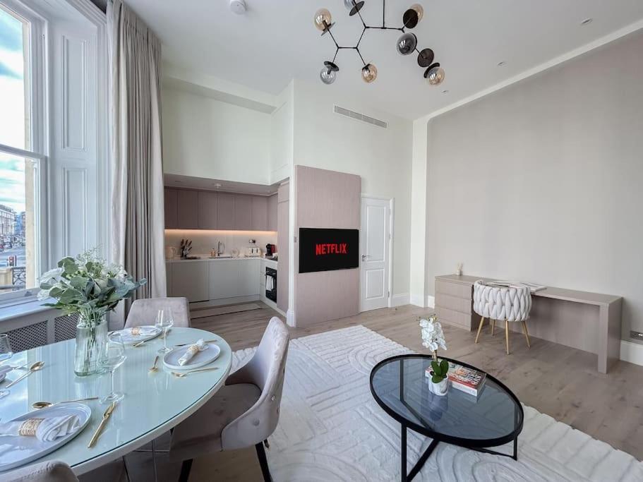 Stylish And 1 Bedroom * Londen