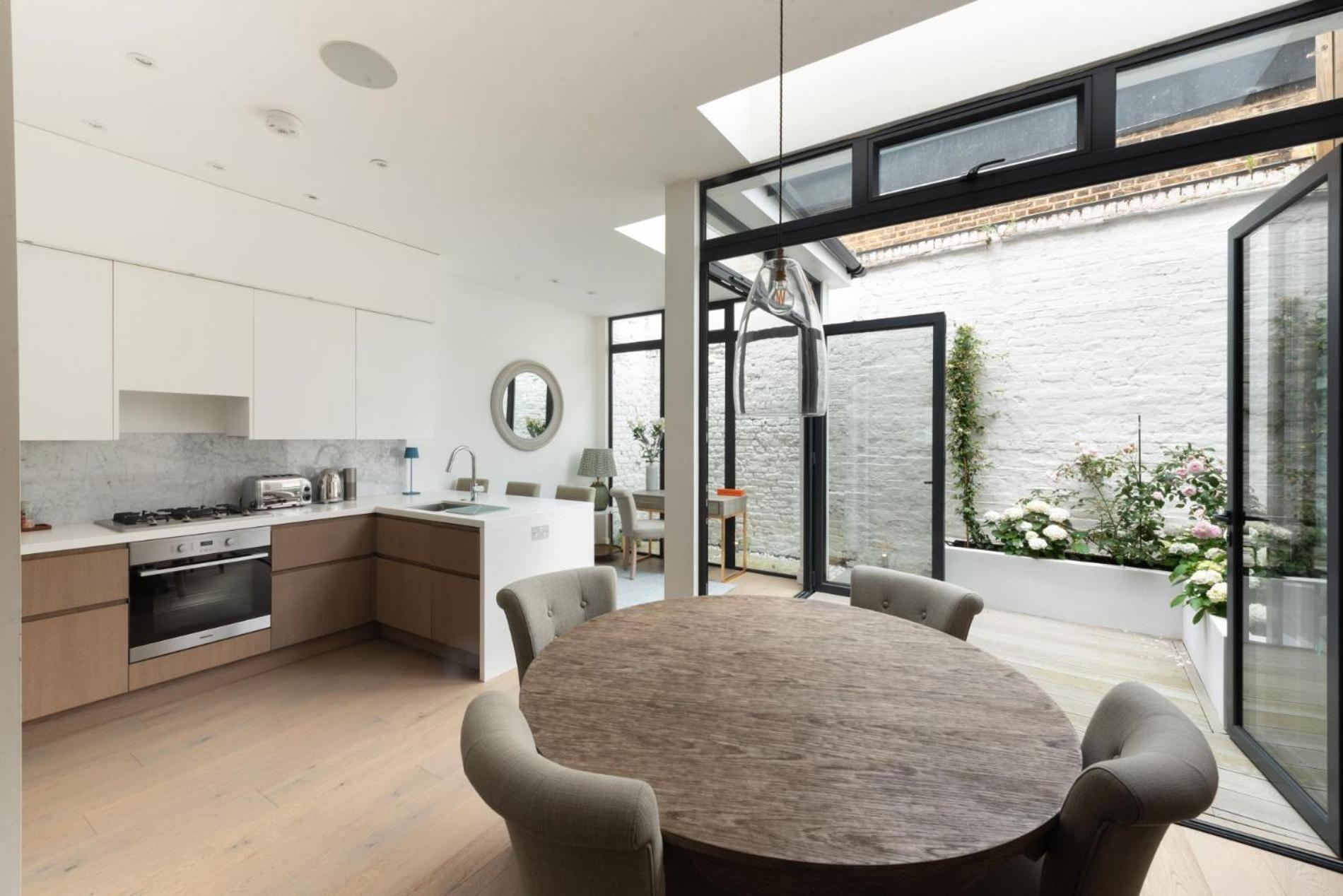 Holiday home Sunny In Chelsea - Luxurious 3 Bedroom Chelsea
