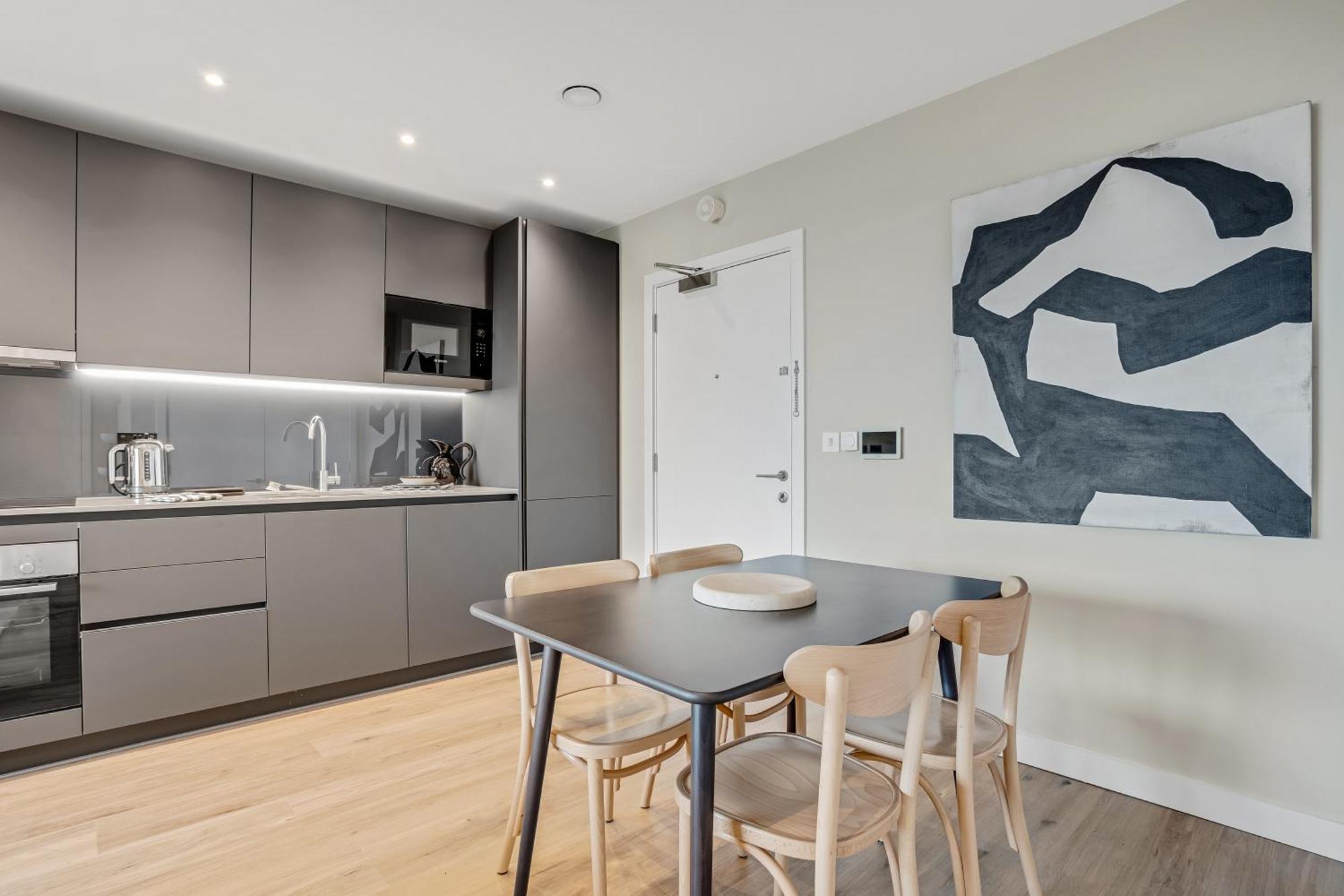 Riverstone Heights Apartment *