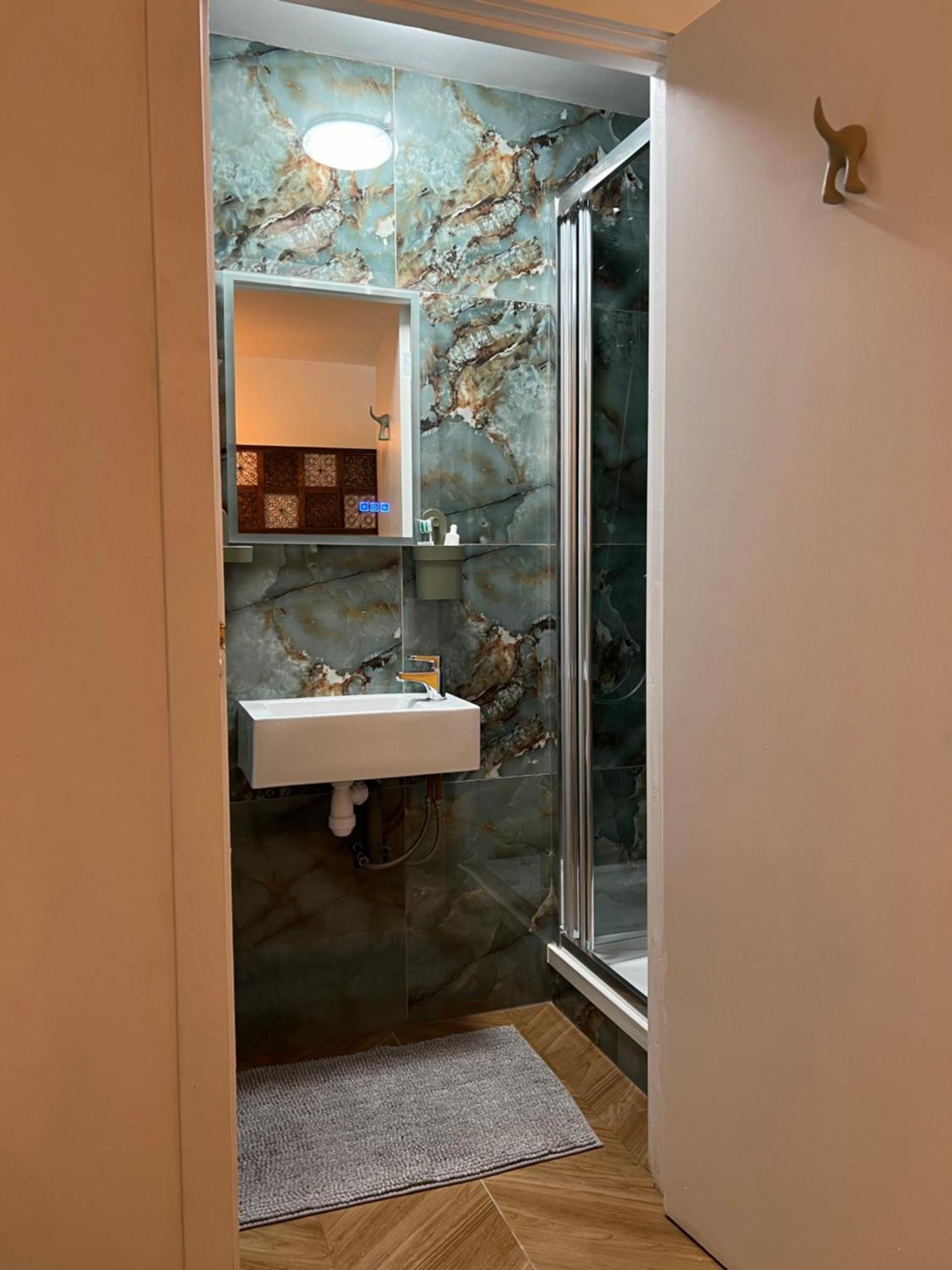 Studio3 Charming With Moroccan Flair