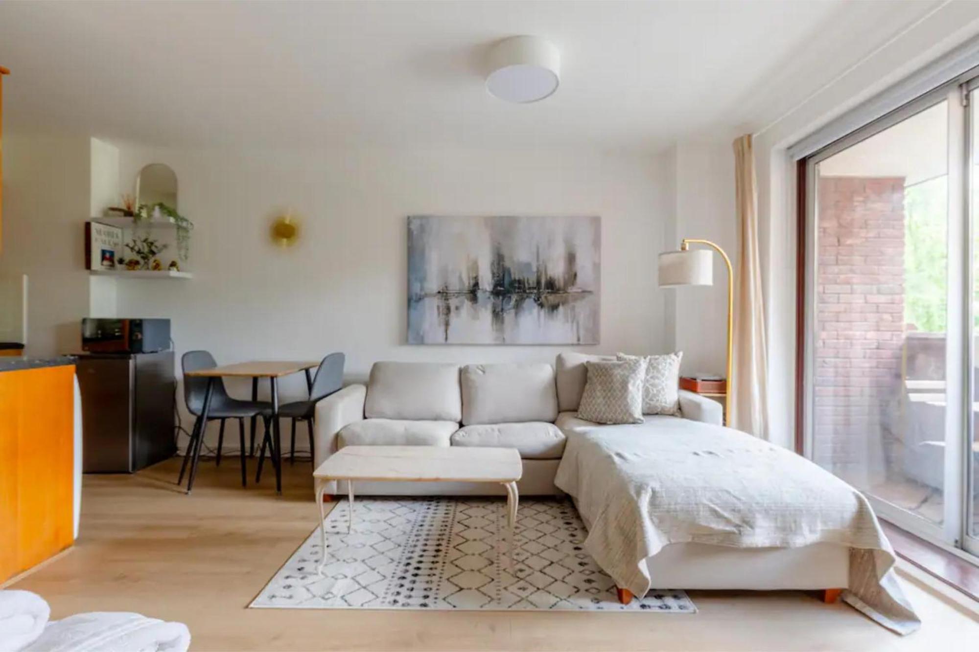 Apartment Refurbished Kensington With Balcony Near Tube