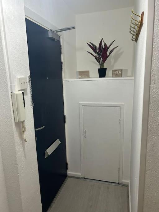 Truehome In South Apartment