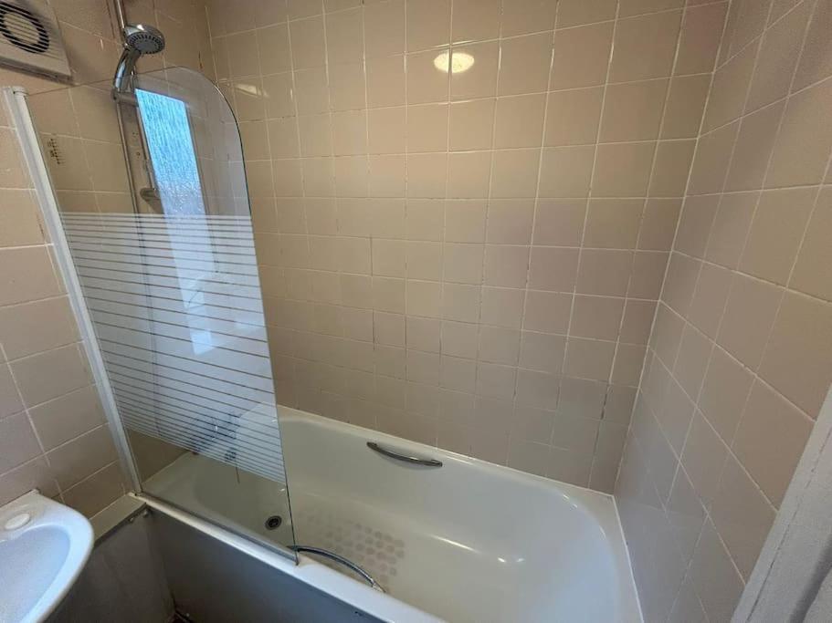 Truehome In South Apartment London