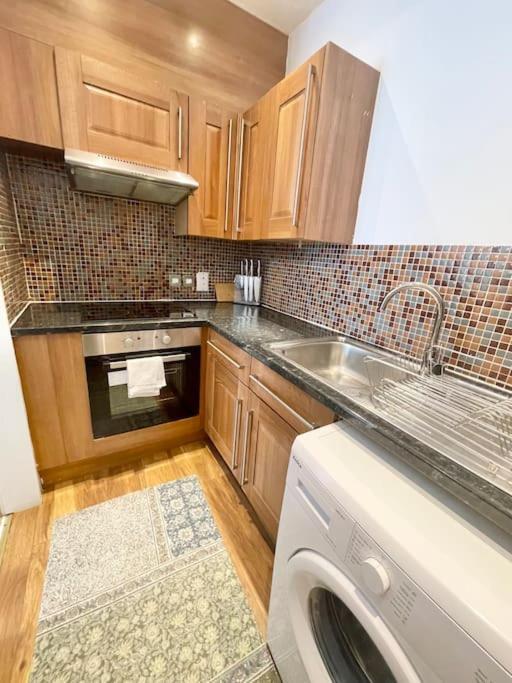 Apartamento Lovely 1bdr Flat Next To Earls Court Station