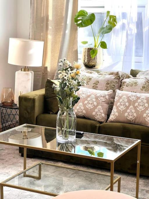 Lovely 1bdr Flat Next To Earls Court Station Apartamento
