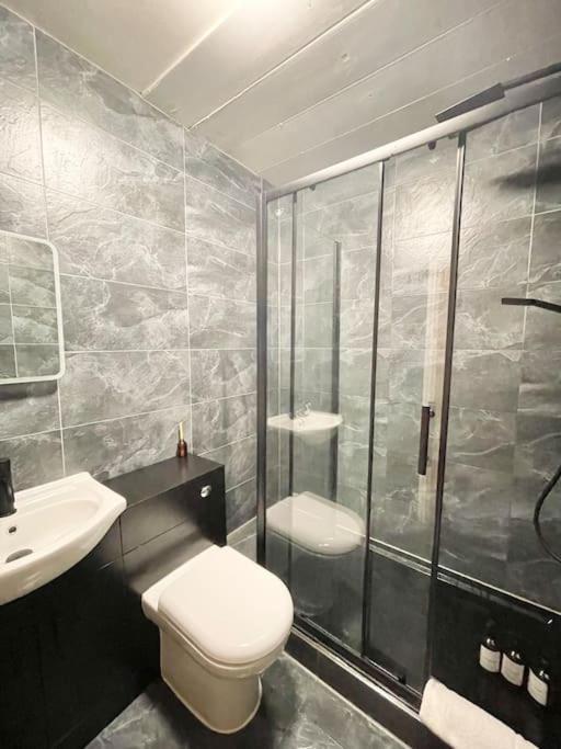 Apartamento Lovely 1bdr Flat Next To Earls Court Station