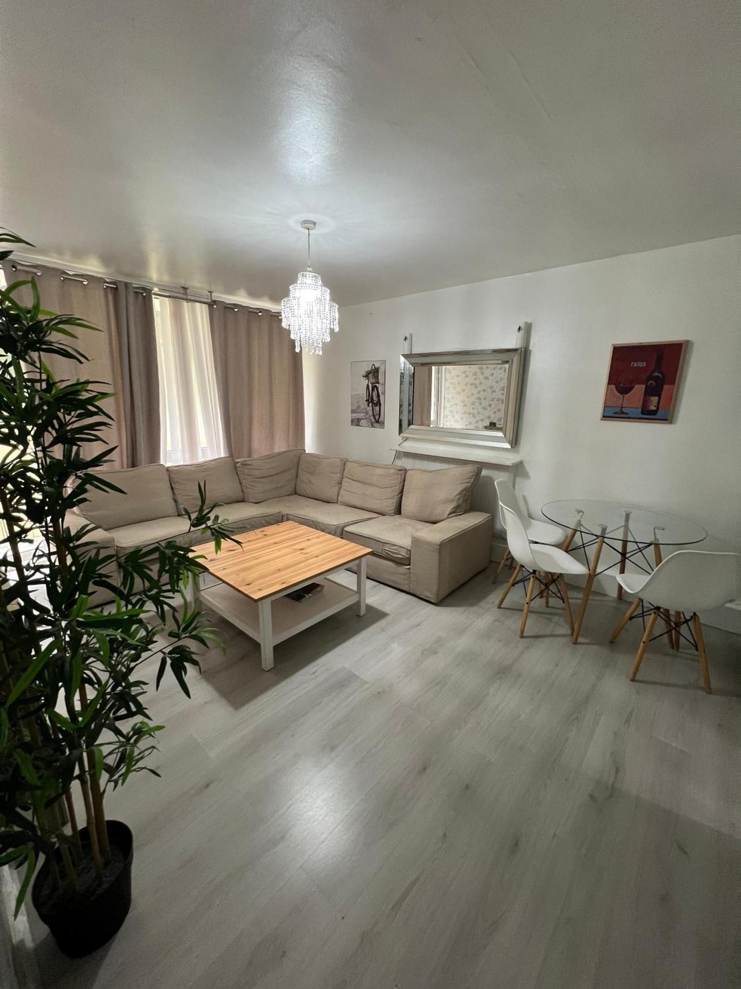 1 Bedroom Big Flat Xtra * London