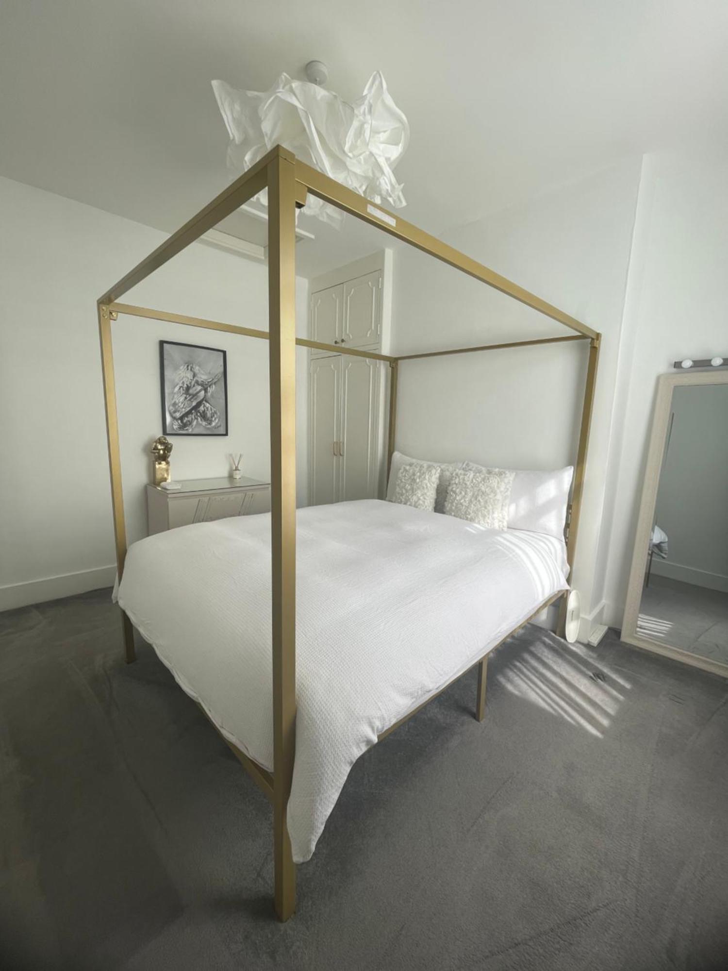 Queen Bedroom In Maida Vale Habitación en casa particular *