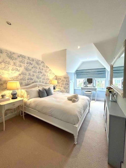 Apartment Fabulous West