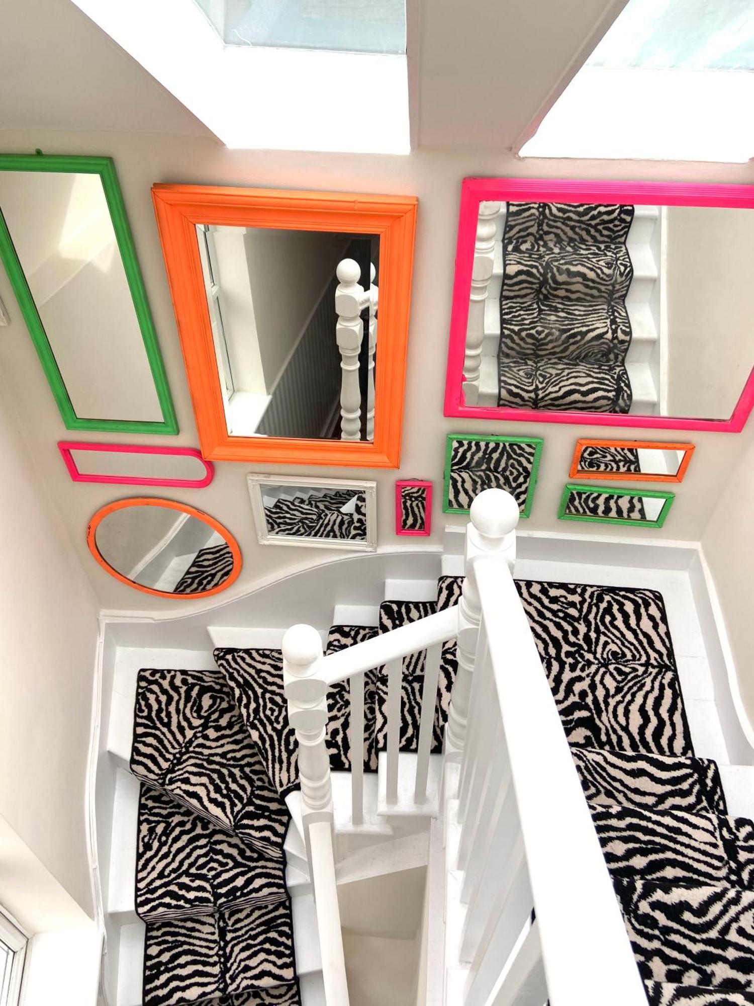 Fabulous West Apartment *