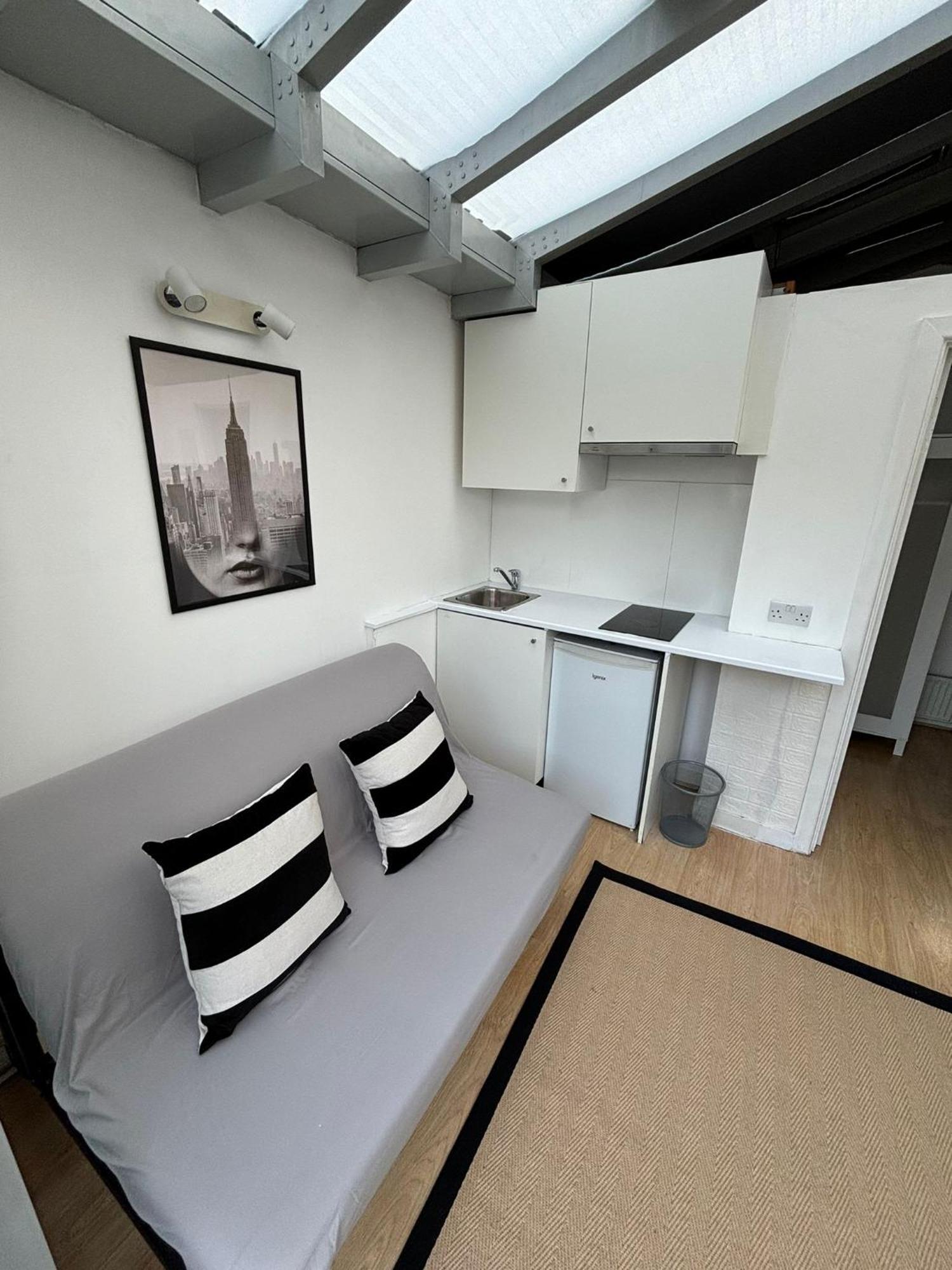 Top Floor Delightful Flat Apartment London