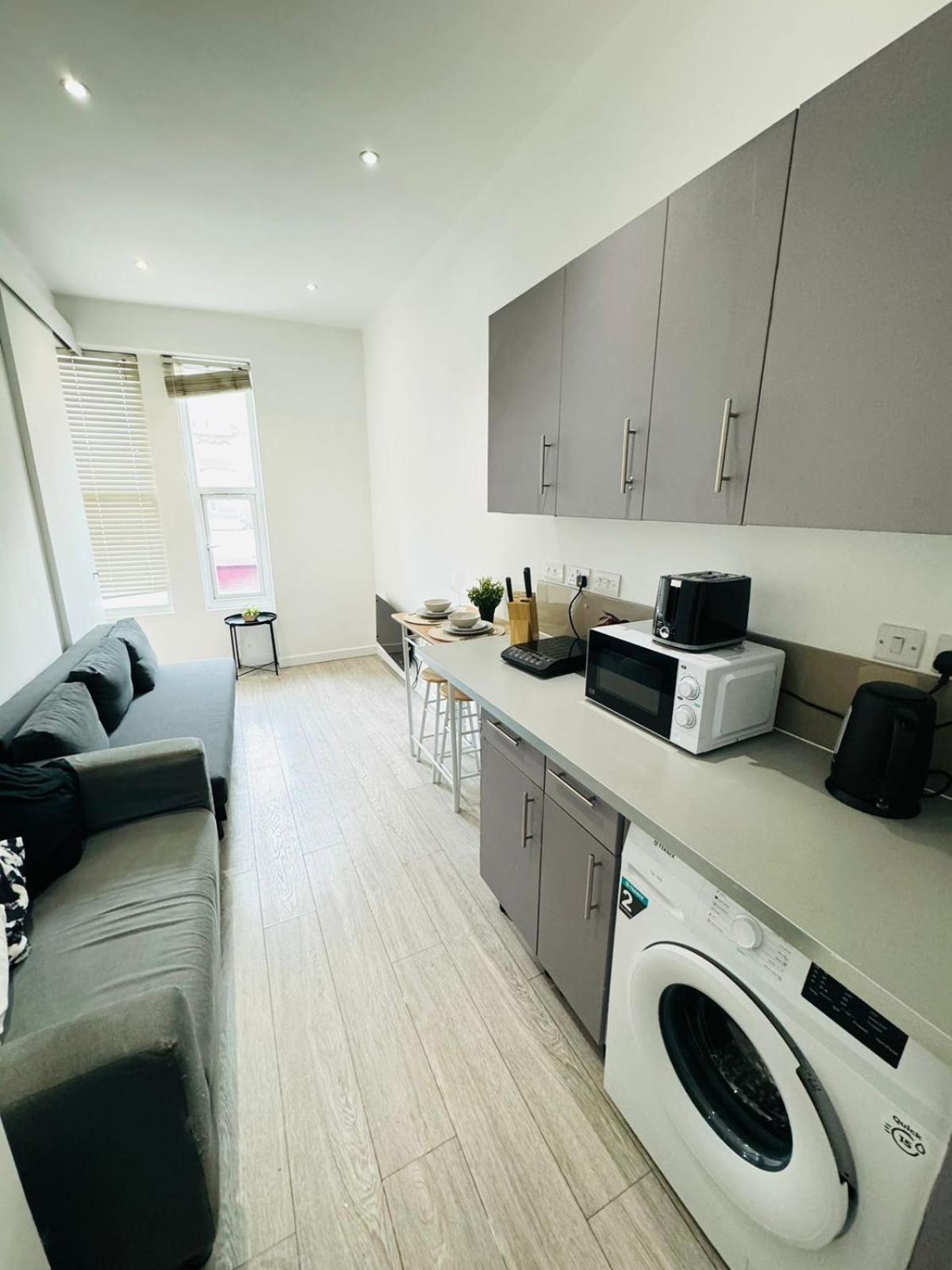 Harrow Road One Bedroom *