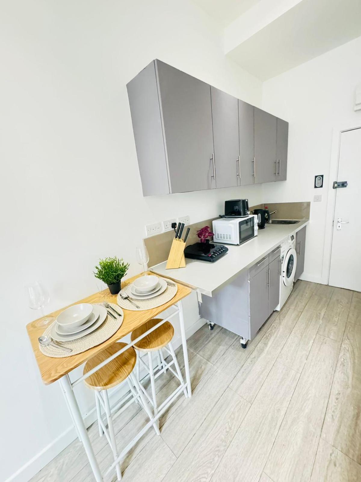 Apartment Harrow Road One Bedroom *