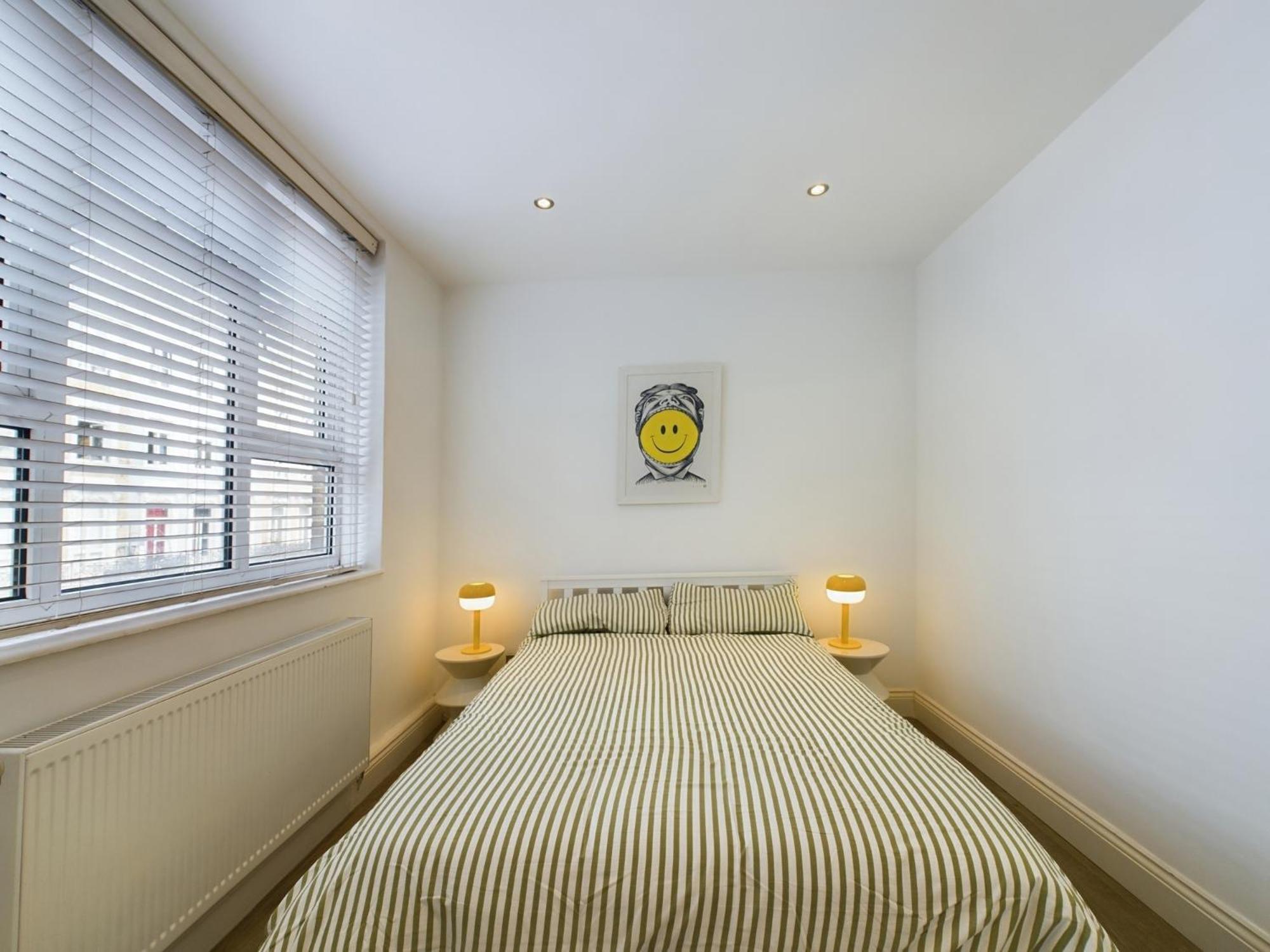 The Earl's Court Hideaway - Warm 3bdr House