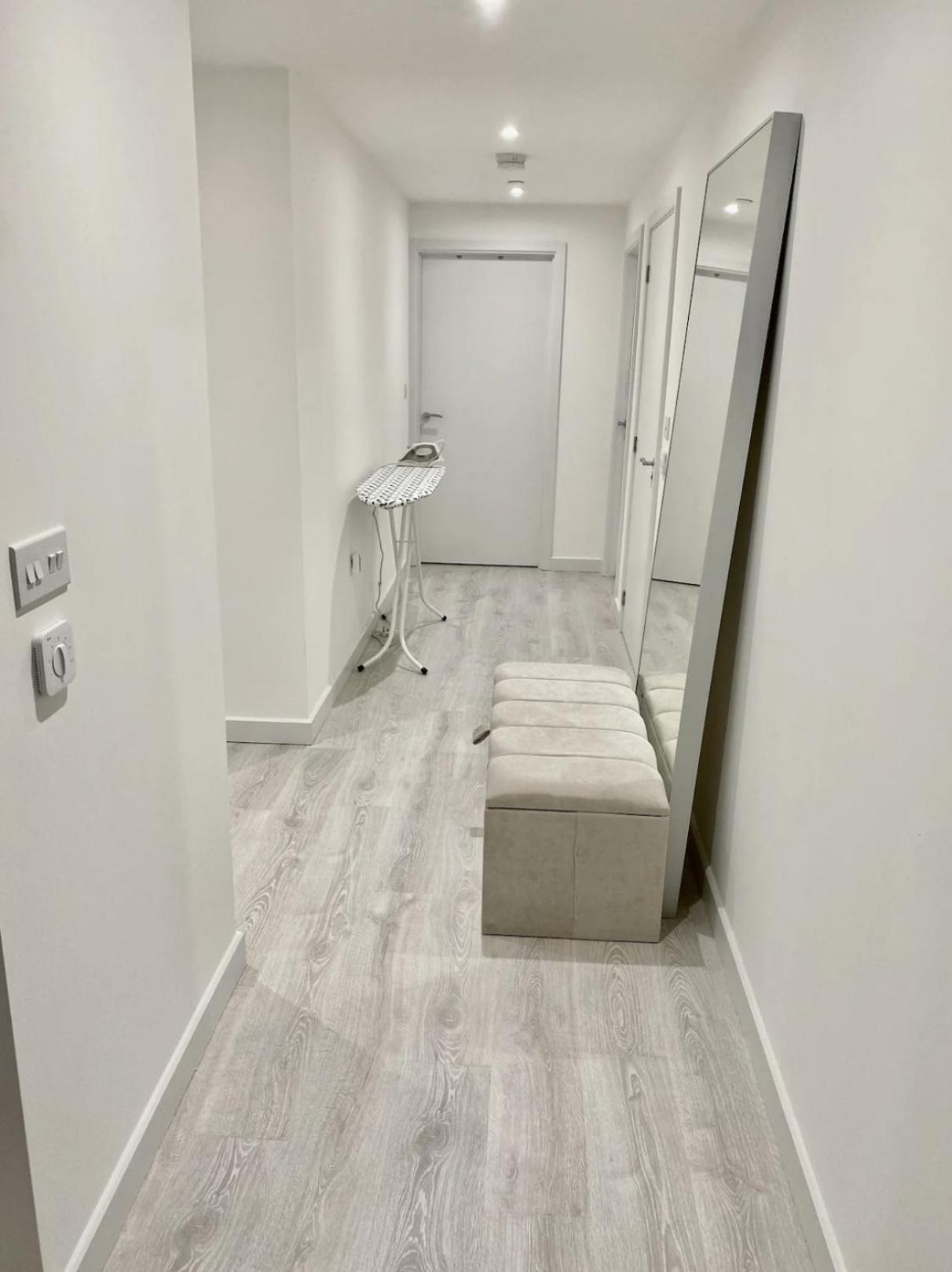 Cosy And Spacious 1 Bedroom Flat Close To Heathrow Homestay