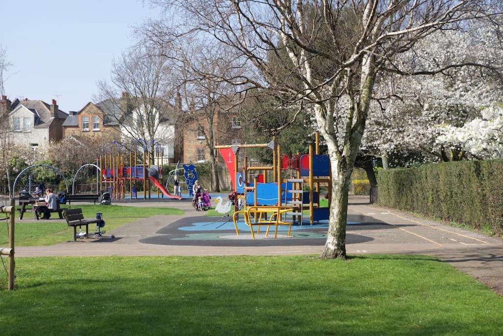 Glorious View Over The Park London