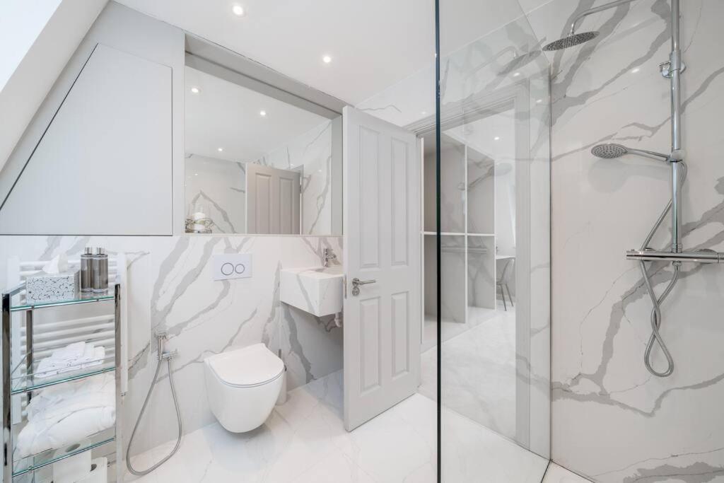 New! Luxurious Mews House Belgravia