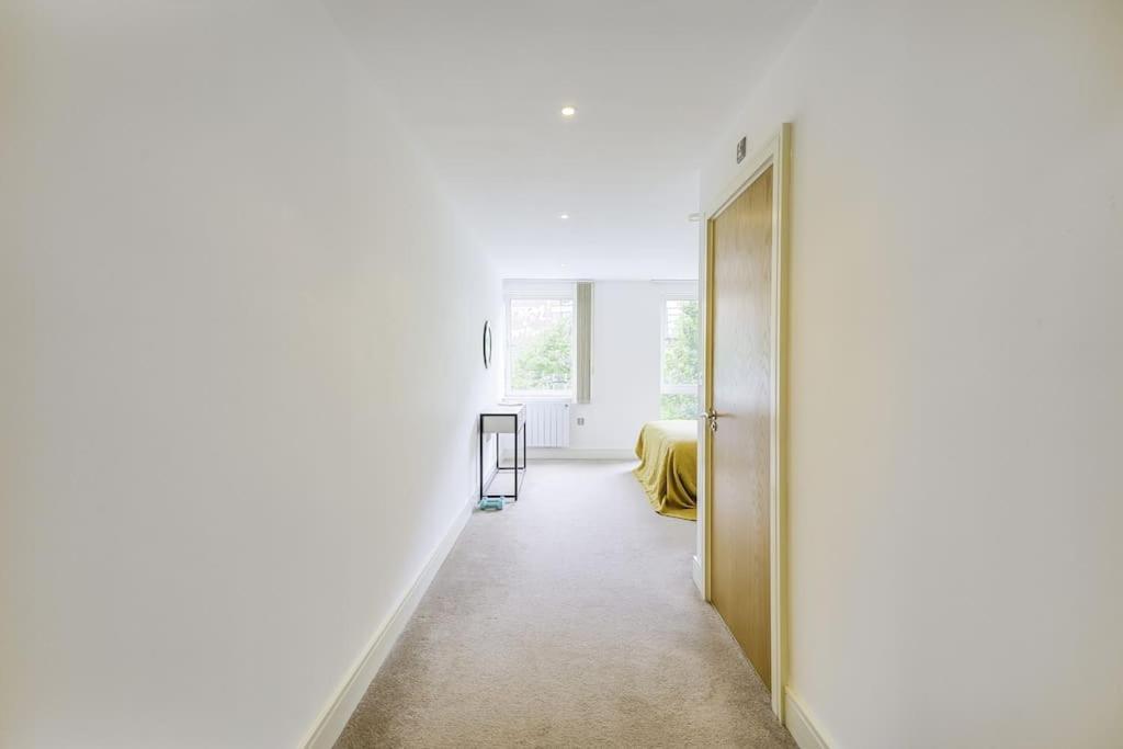 Apartment Luxurious 2-bedroom