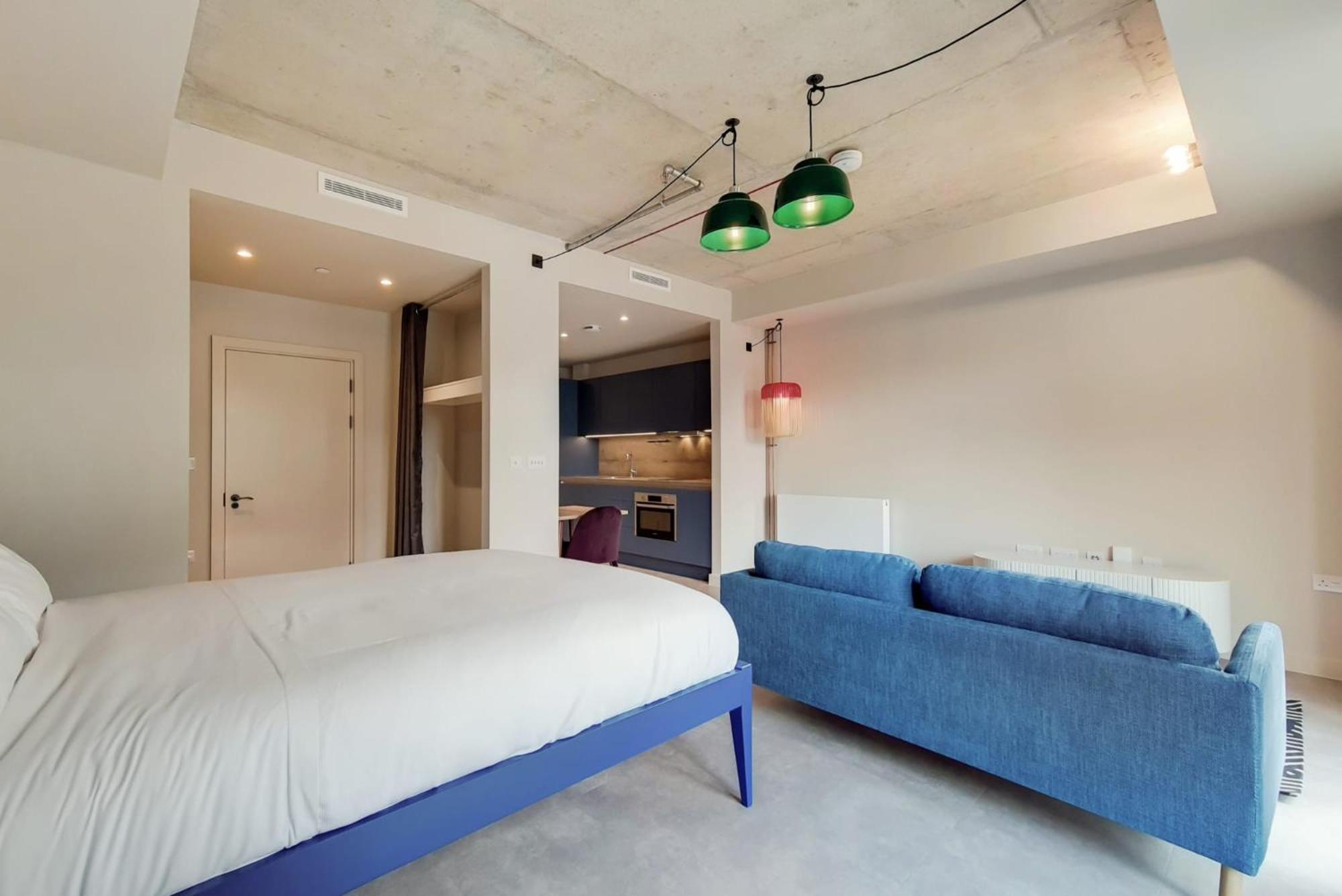 Home-like Comfort At The Robinson In *