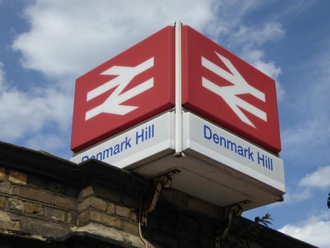 Modern 1 Bed Camberwell Denmark Hill Excellent Transport Links Appartement Londen